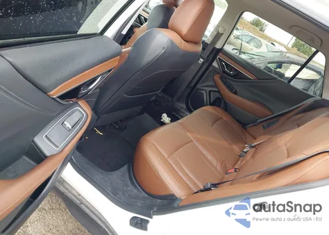 2021 Subaru Outback Touring Xt z USA, uszkodzony, nr VIN 4S4BTGPD2M3208513